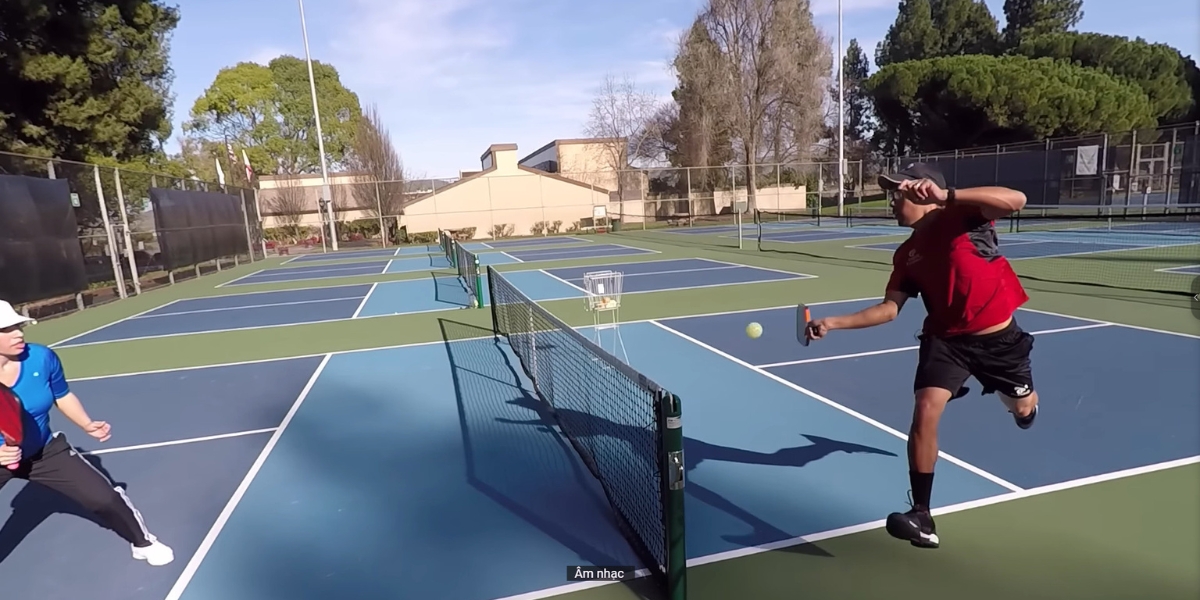 cú đánh erne trong pickleball