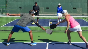Cách Phối Hợp Với Đồng Đội Khi Đánh Pickleball Đôi Hiệu Quả